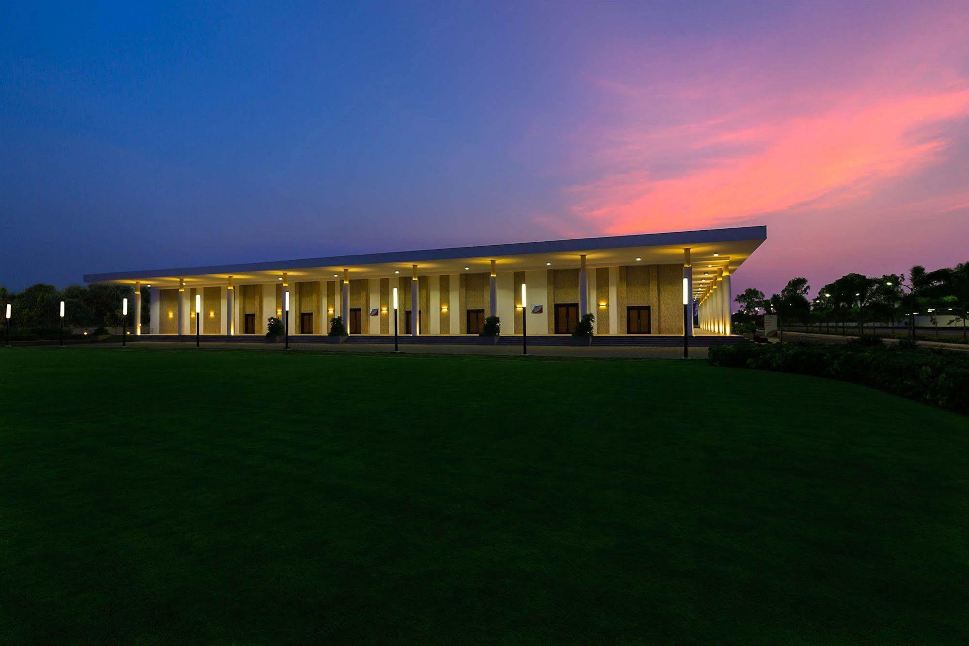 Confluence Banquets And Resort Mahabalipuram Luaran gambar